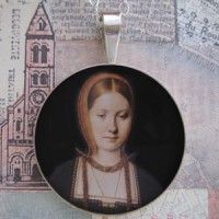 Young Catherine of Aragon Grandioso Sterling Pendant