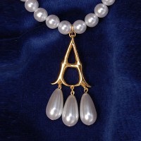 Anne Boleyn A Necklace – Gold-plated Edition