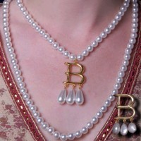 Double Strand and Brooch Set – Gold Plated