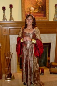 The Winner - Tara as Anne Boleyn