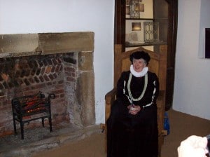 Actress playing Bess of Hardwick