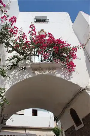 Puerta de la Ciudad - the door of the city.