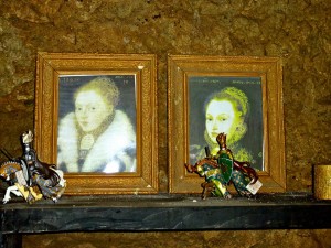 Copies of portraits of Elizabeth and Mary, copyright Paudie Kennelly