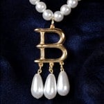 Anne Boleyn B Necklace Discounts May 2014